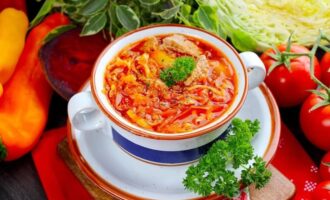 Борщ с капустой и свининой