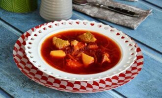 Борщ классический со свининой