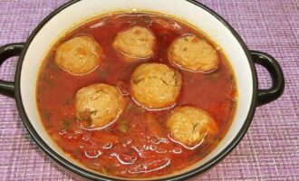 Борщ с фрикадельками