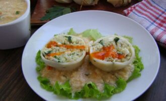 Кальмары фаршированные рисом и яйцом