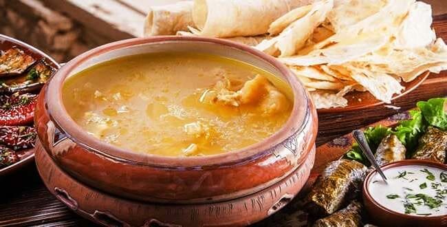 Целебный хаш по-азербайджански в глубокой пиале