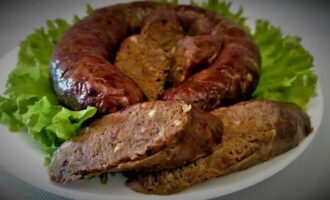 копченая ливерная колбаса