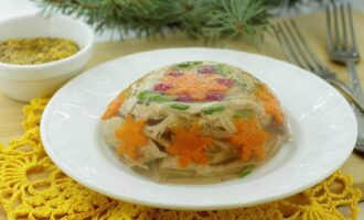 Заливное из куриных бедер