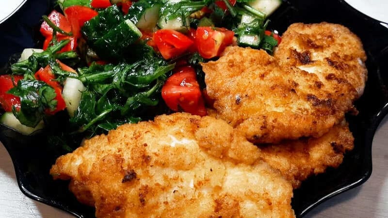 Отбивные из куриных грудок на сковороде Нежные отбивные из куриных грудок на сковороде с золотистой сырной панировкой