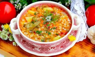 Рассольник без мяса с перловкой