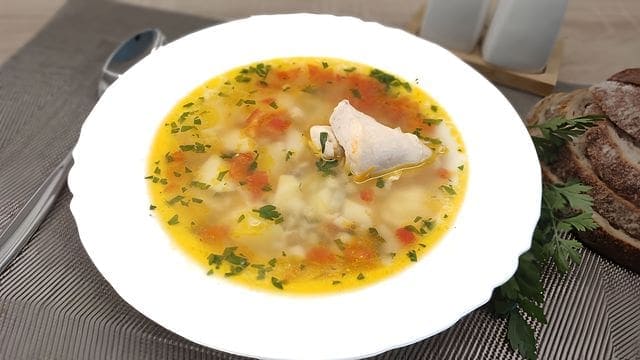 Нежный рассольник с овсянкой и говяжьей вырезкой