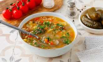 Рассольник с помидорами