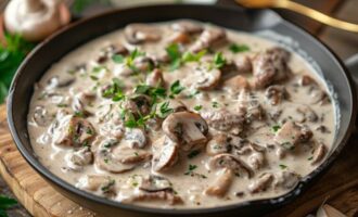 Сливочно-грибной соус к мясу