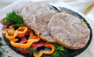 Зельц из рульки в бутылке
