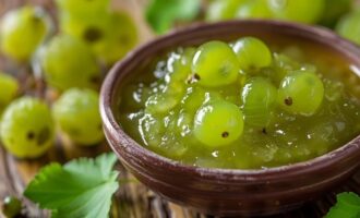 Соус из крыжовника к мясу